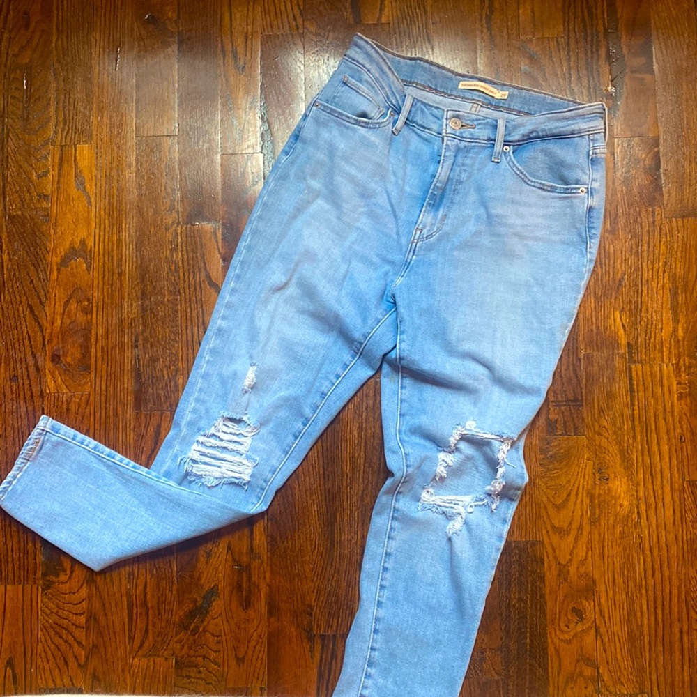 Levi High Rise Skinny Jeans